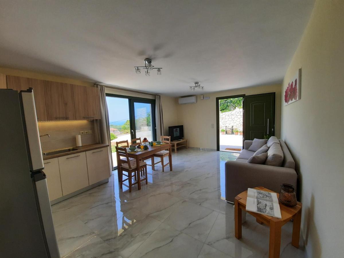 Freesia Grand Sea View Residence Свороната Экстерьер фото