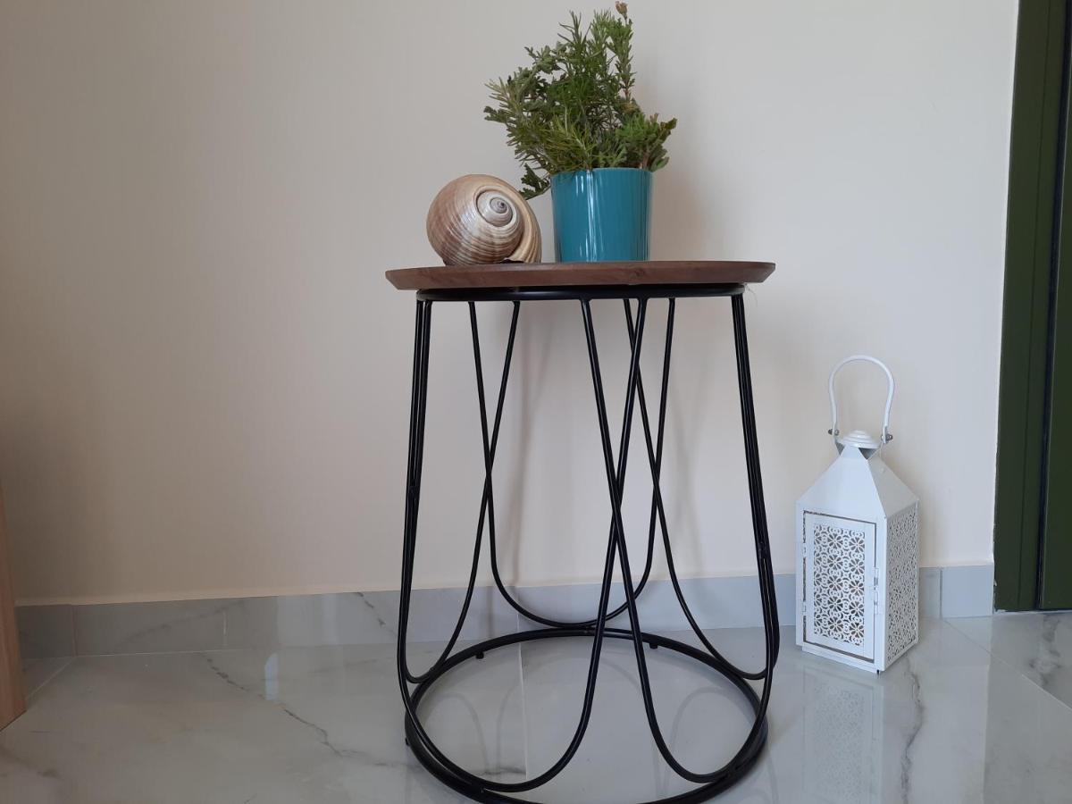Freesia Grand Sea View Residence Свороната Экстерьер фото