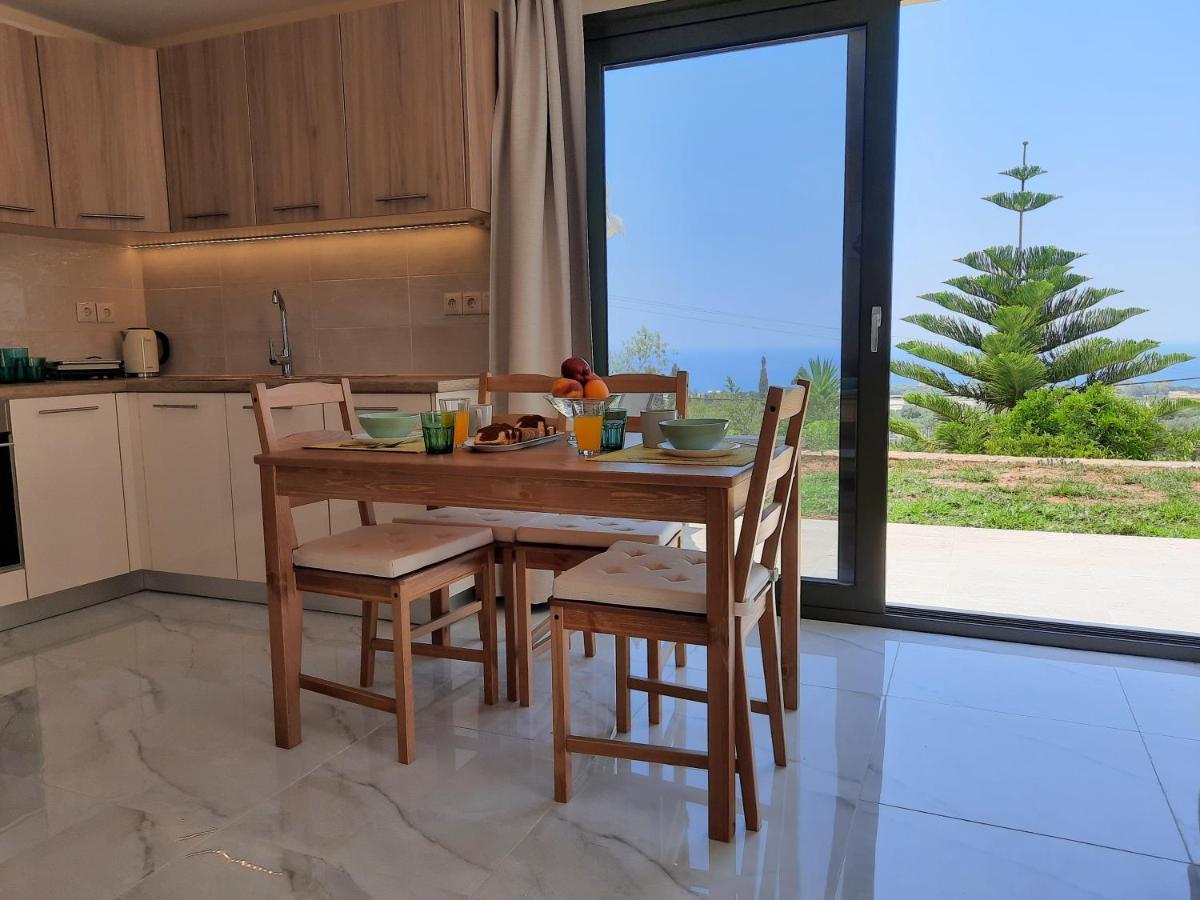 Freesia Grand Sea View Residence Свороната Экстерьер фото