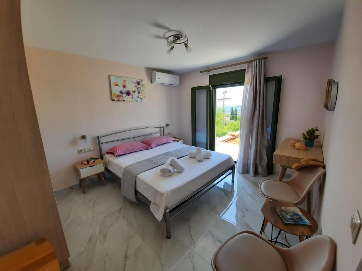 Freesia Grand Sea View Residence Свороната Экстерьер фото