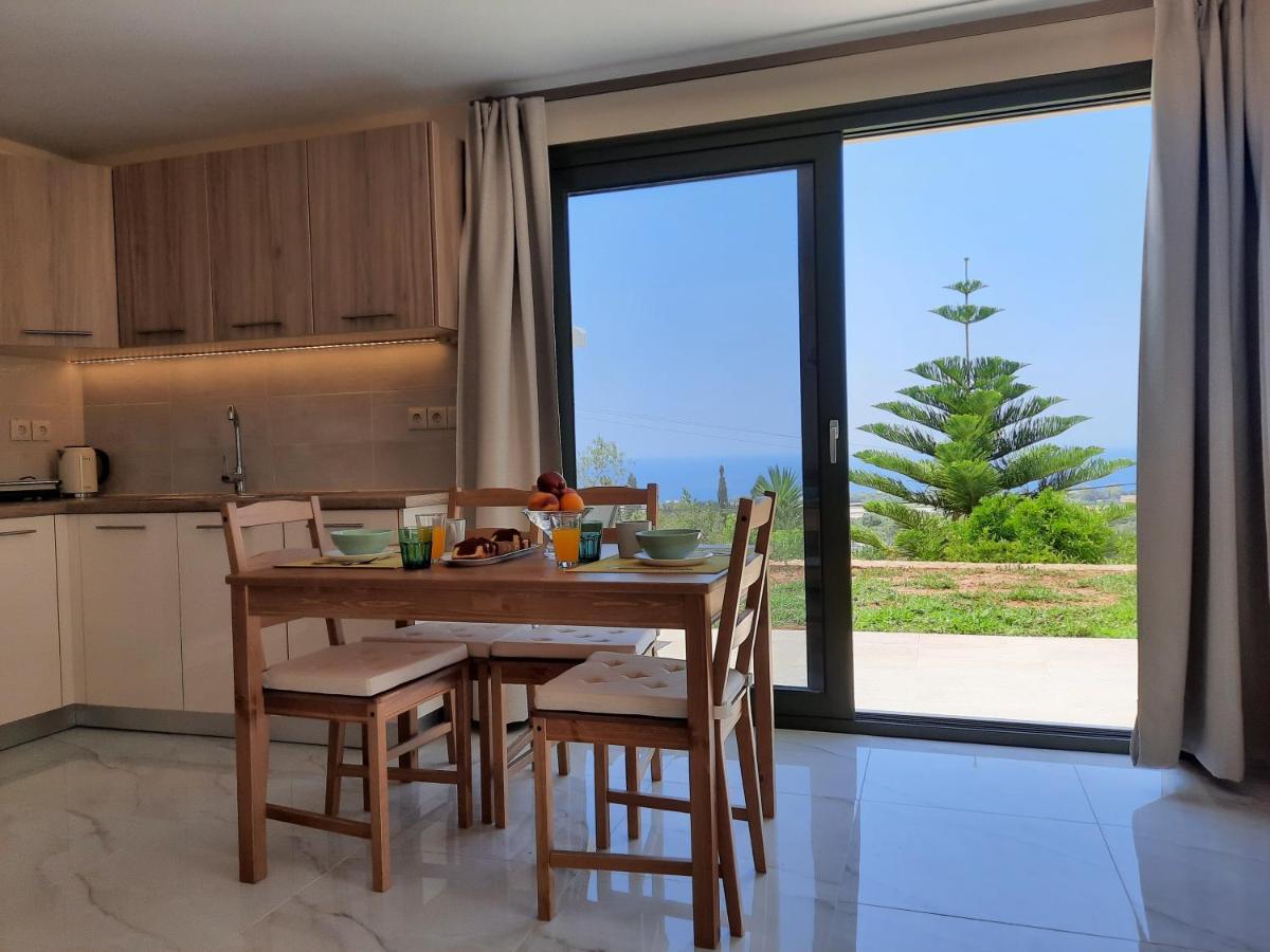 Freesia Grand Sea View Residence Свороната Экстерьер фото