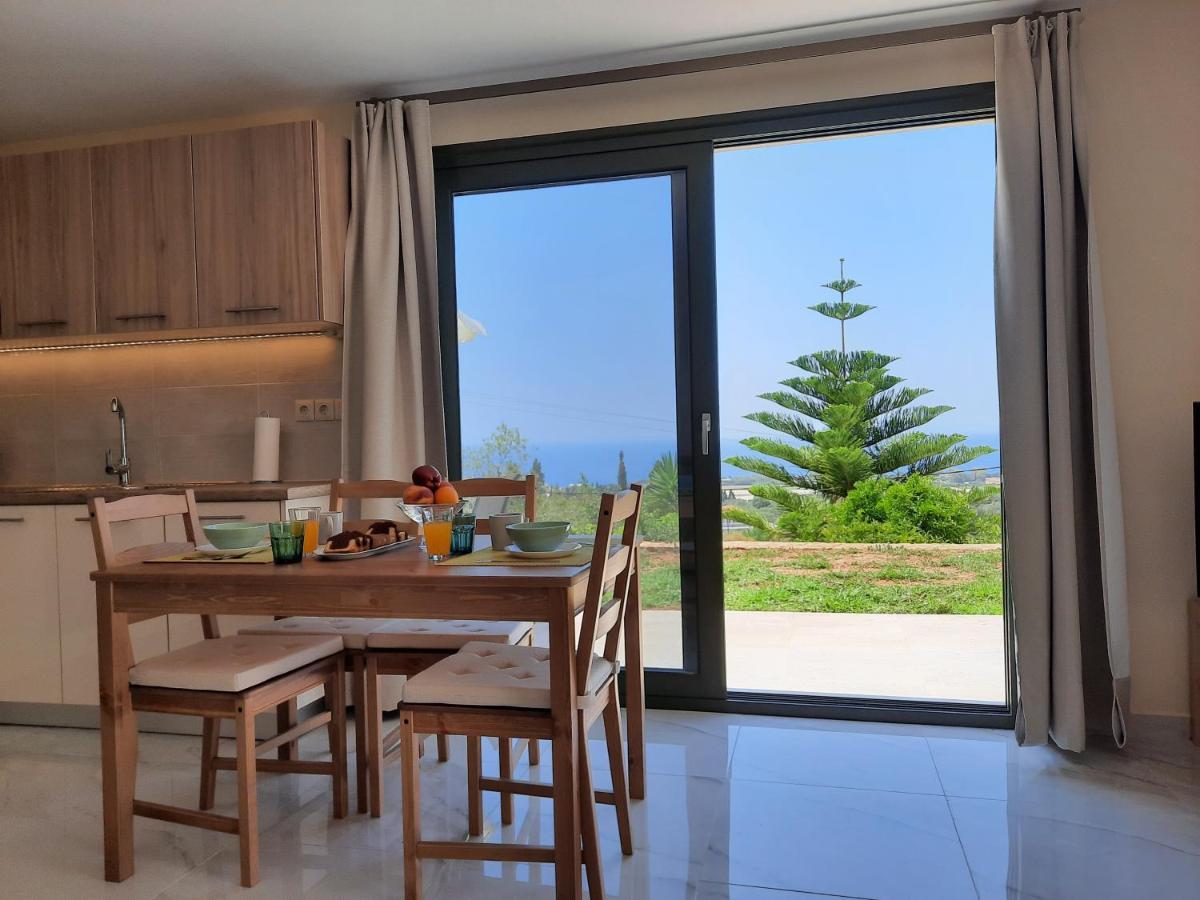 Freesia Grand Sea View Residence Свороната Экстерьер фото